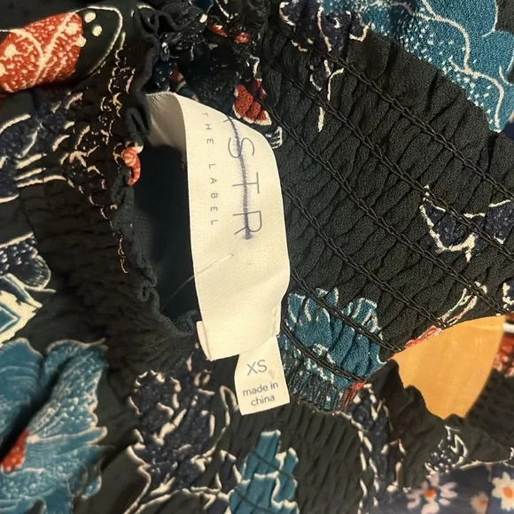 BNWOT ASTR THE LABEL EVA ROMPER EXTRA SMALL - Picture 9 of 10